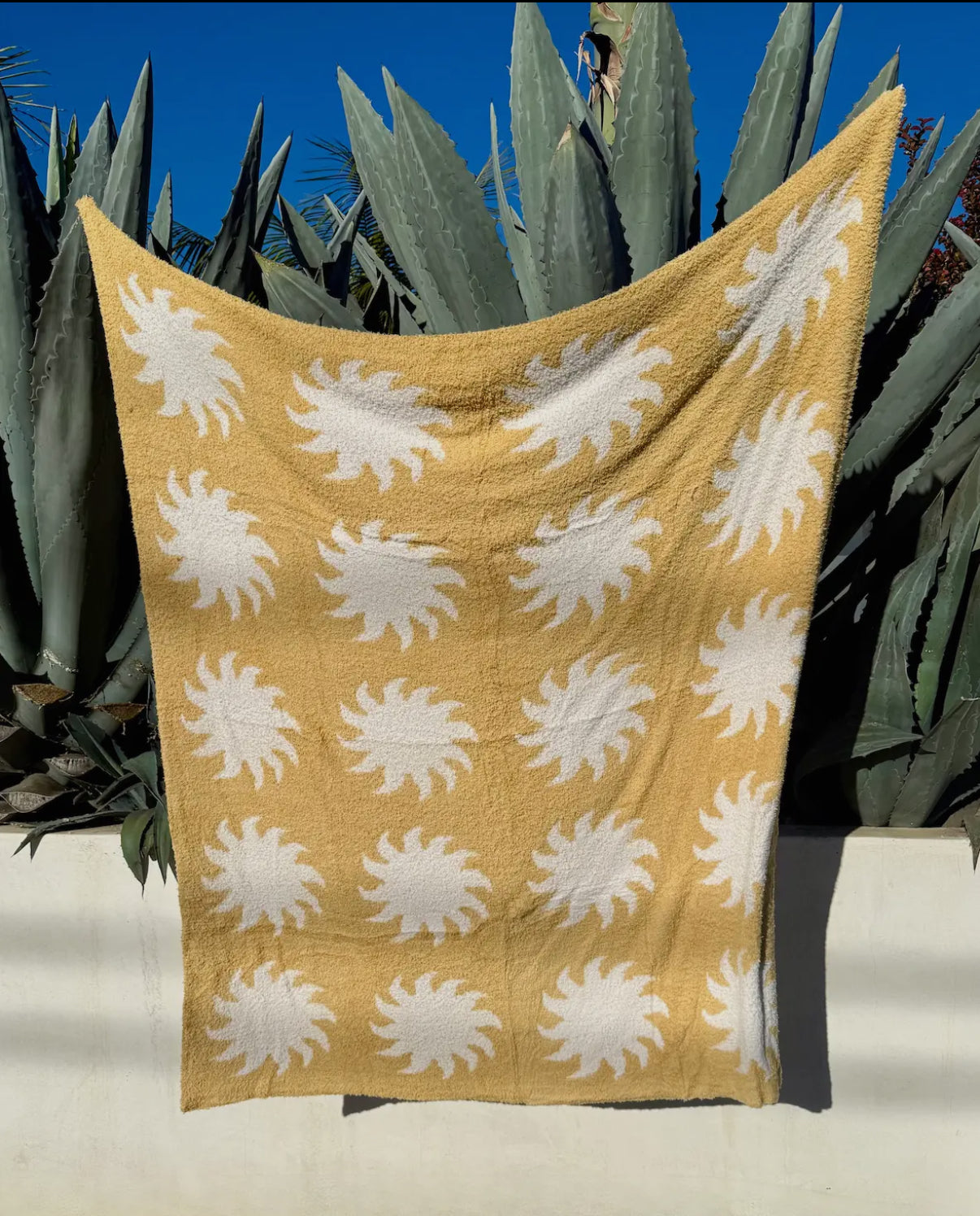 Sundream Plush Throw
