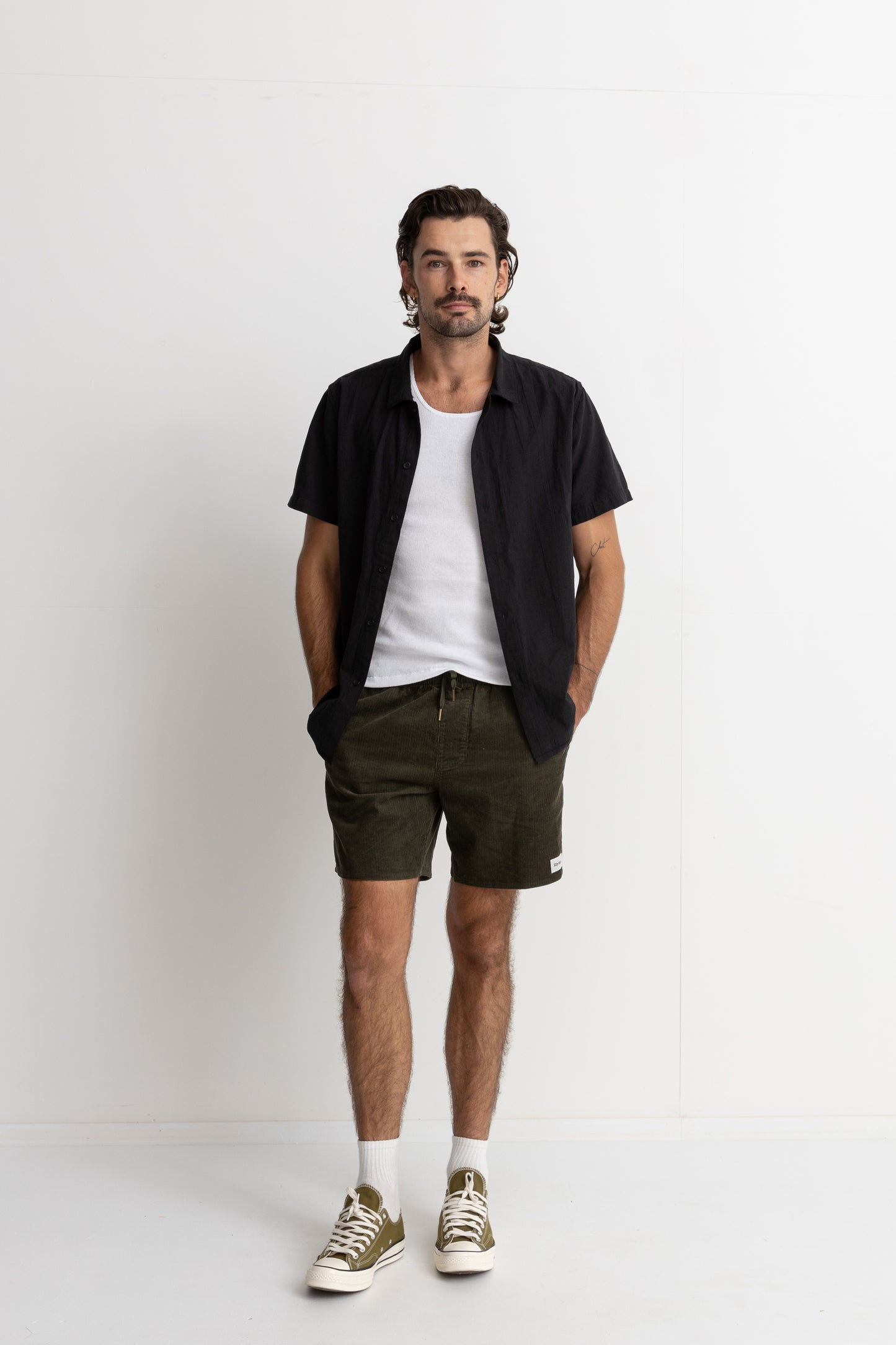 Classic Linen Short Sleeve
