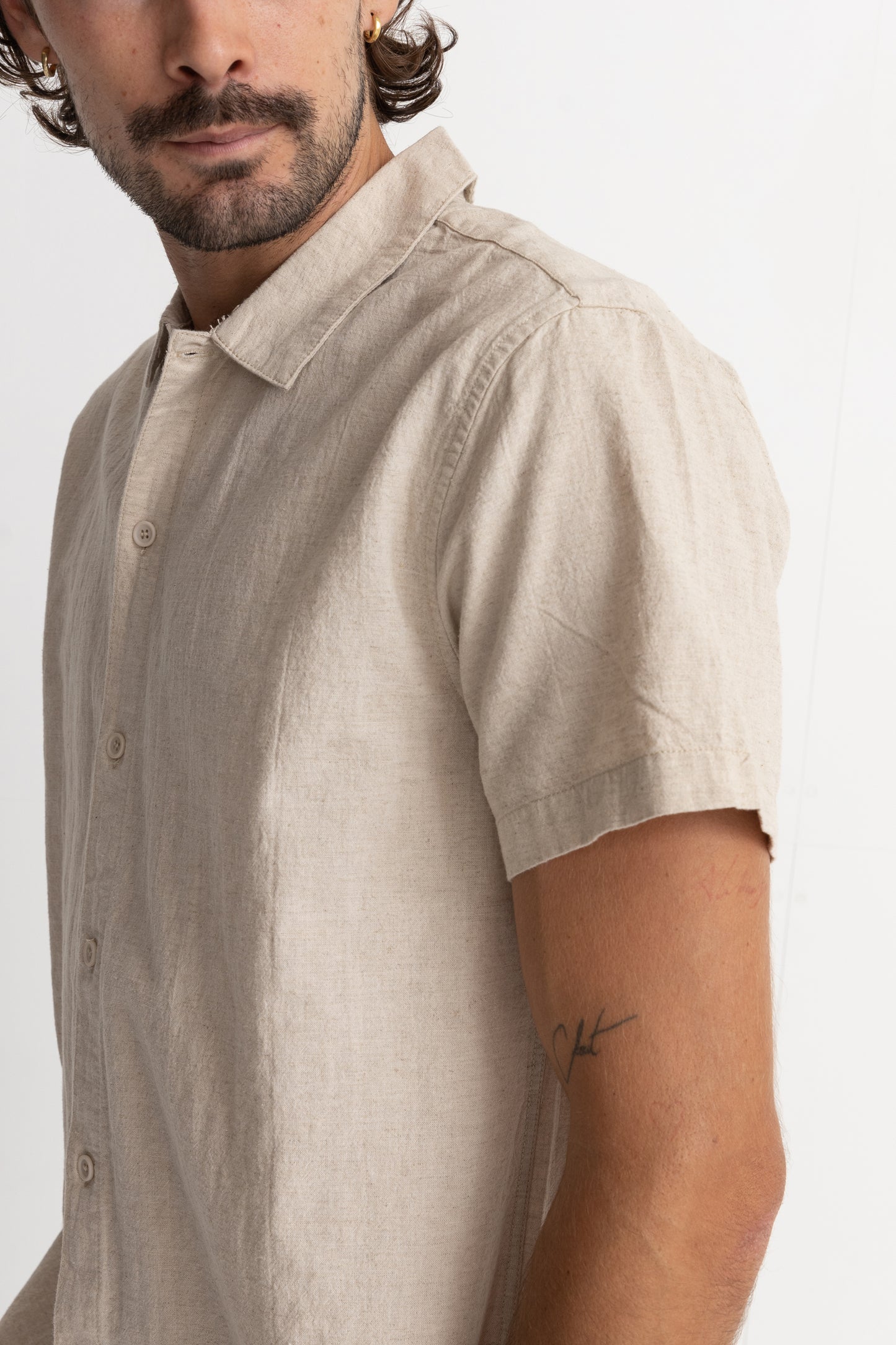 Classic Linen Short Sleeve