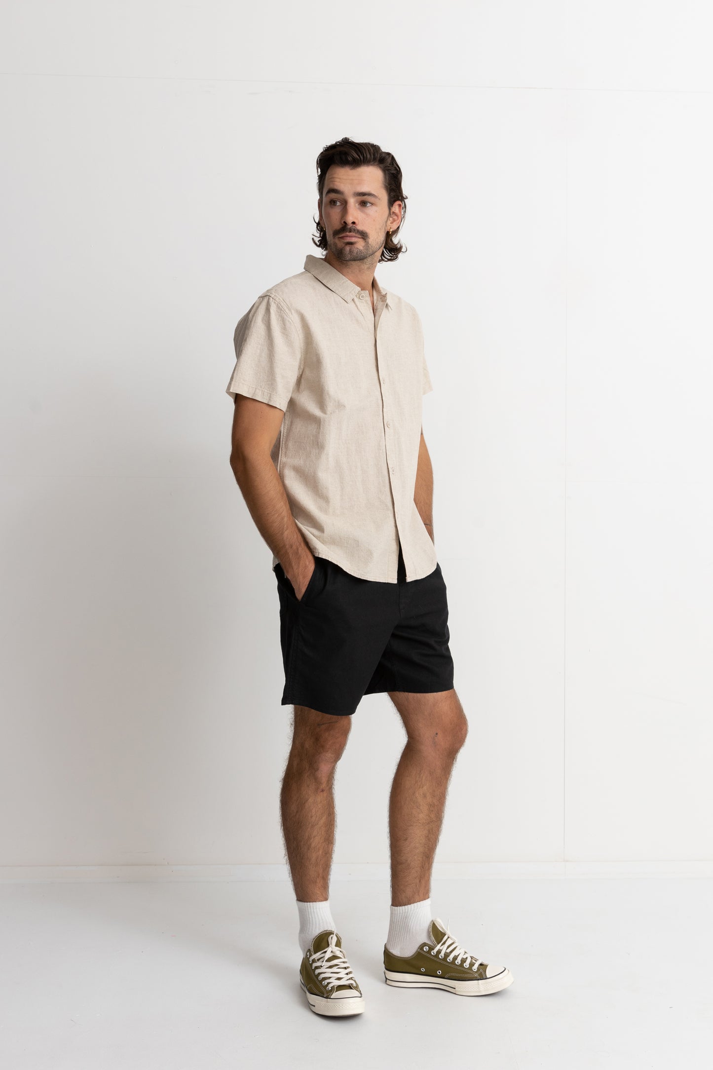 Classic Linen Short Sleeve