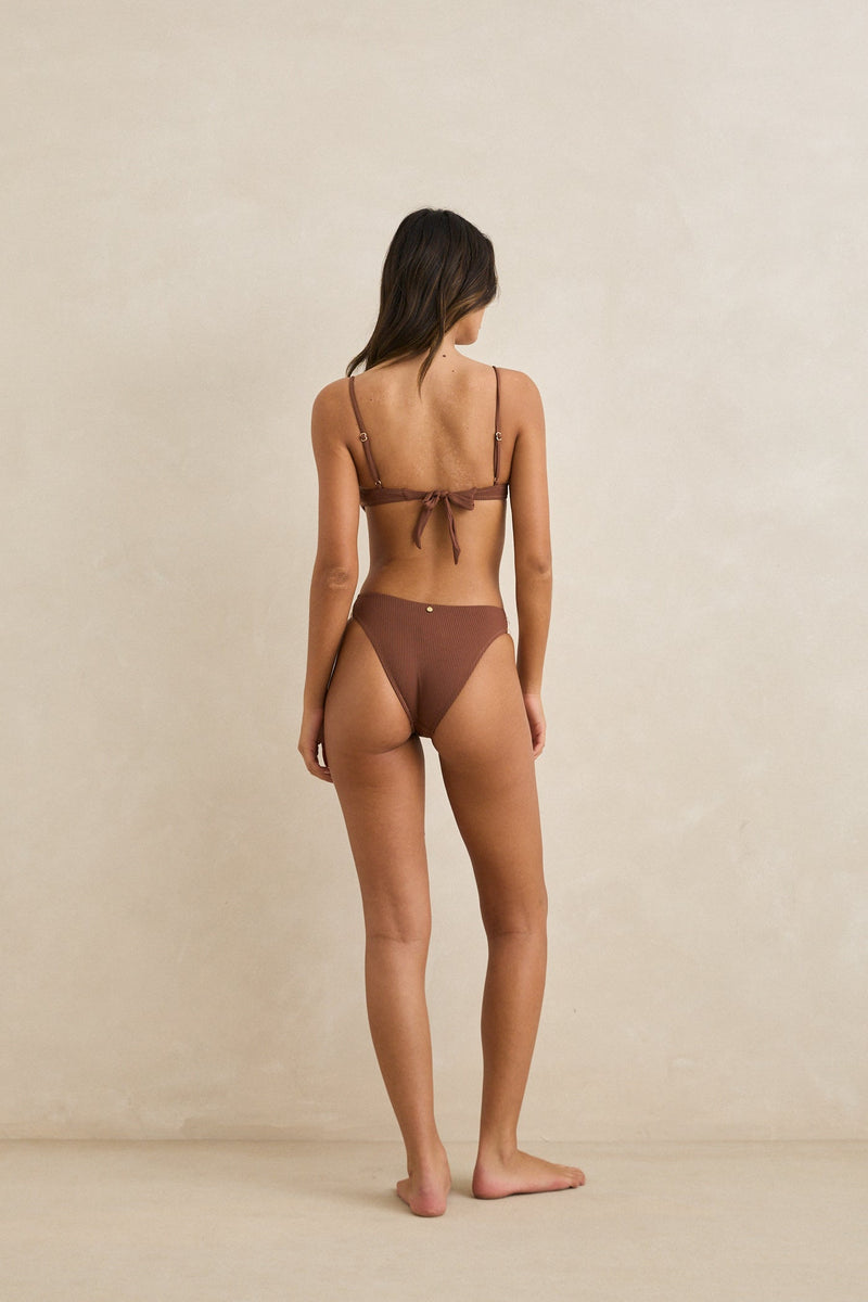 Lily Rib Soft Side Holiday Bottom