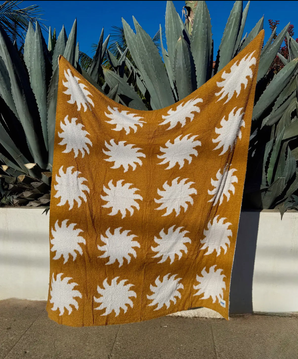 Sundream Plush Throw