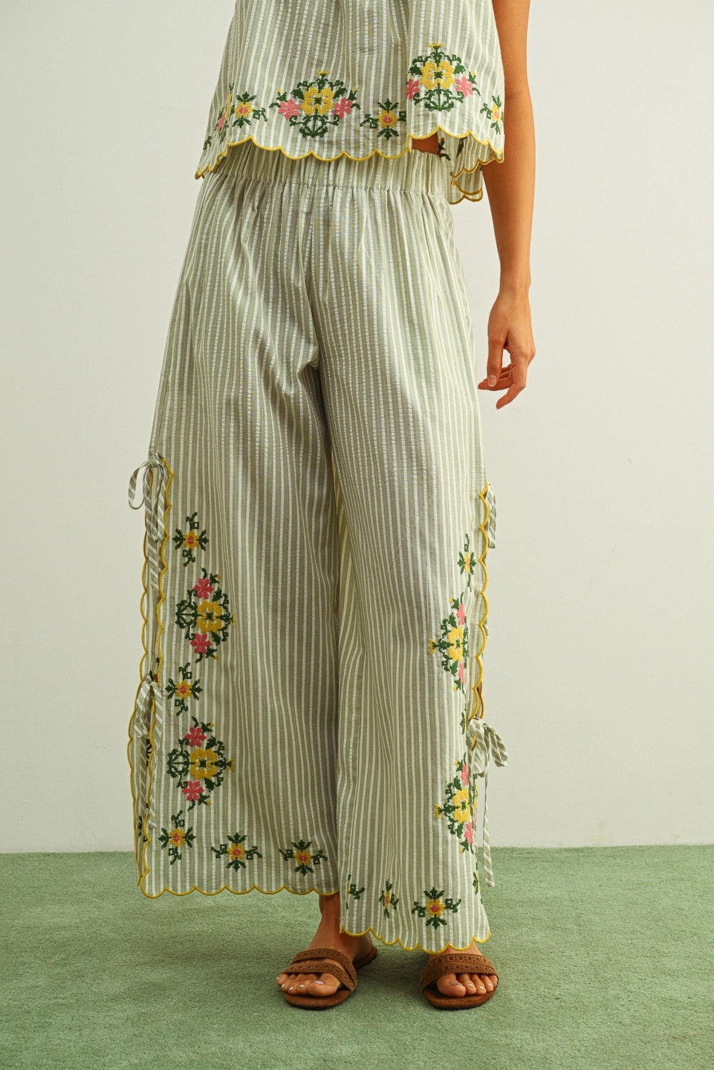 Doily Embroidered Stripe Pants