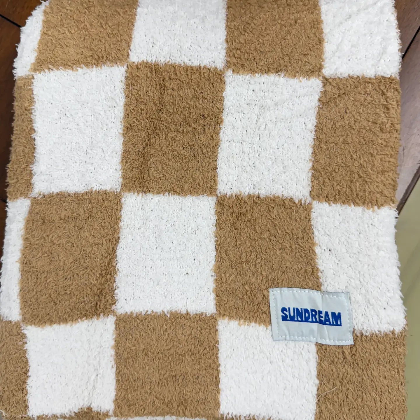Sundream Plush Throw