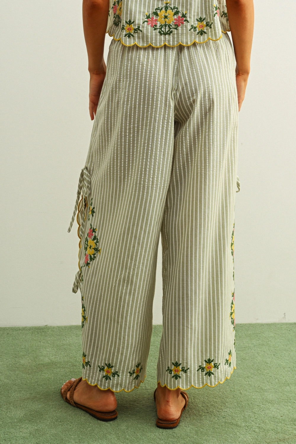 Doily Embroidered Stripe Pants