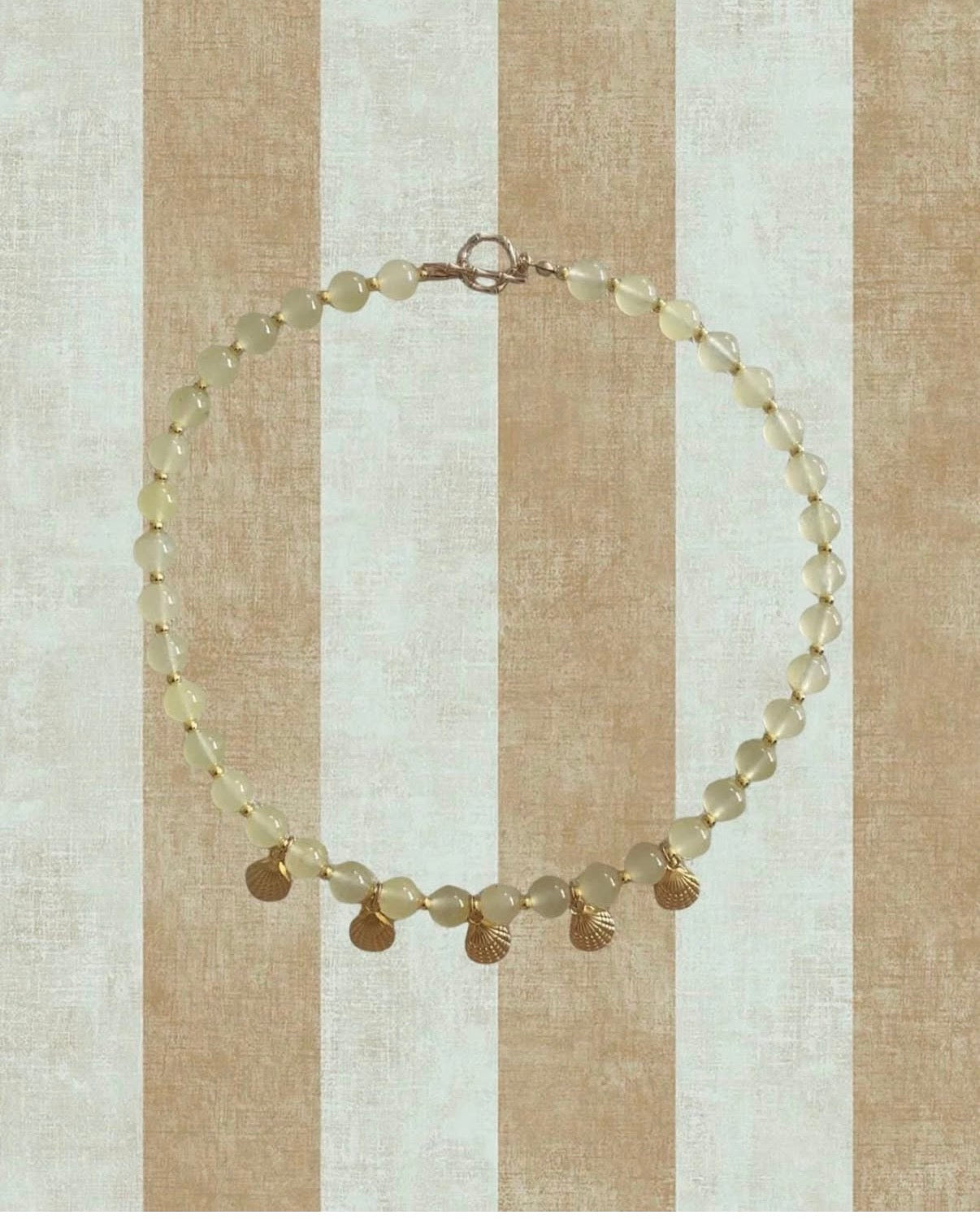 Waq & Wire Shell Choker