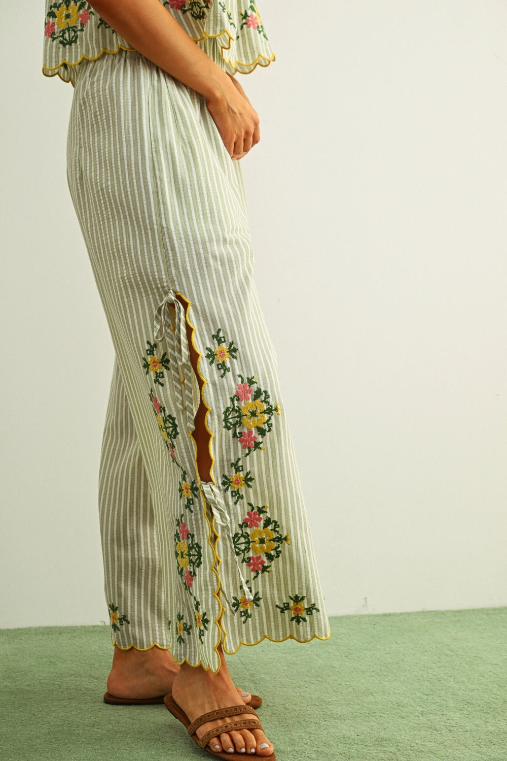 Doily Embroidered Stripe Pants