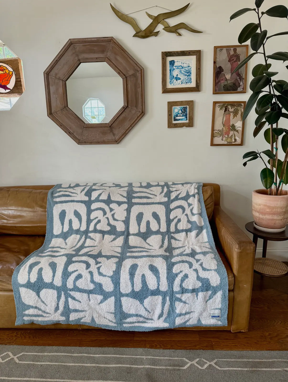 Sundream Plush Throw