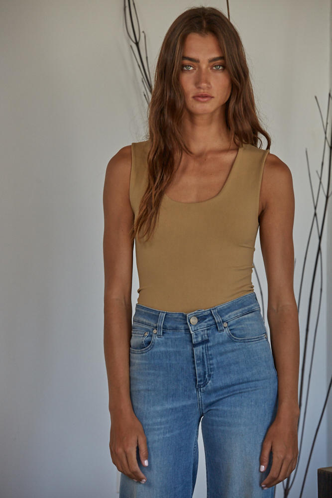 Takes Two to Tango Tank