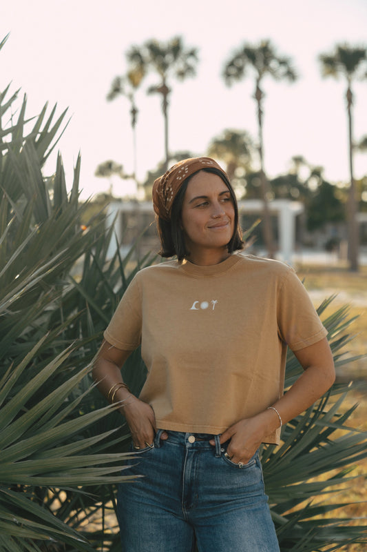 Wave Sun Palm Cropped Tee