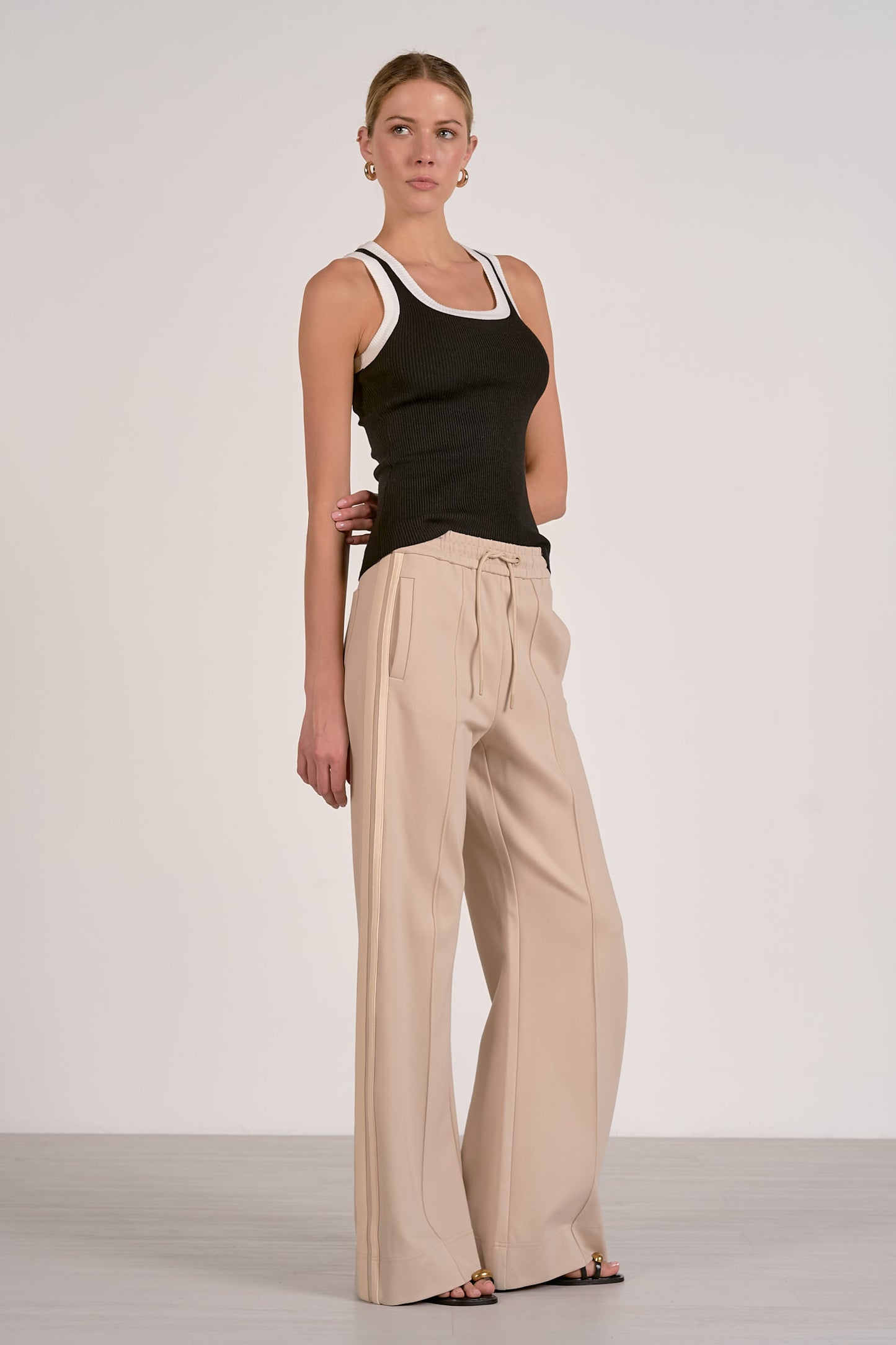 Everyday Contrast Trim Tank