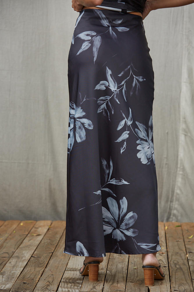 Raven Floral Skirt
