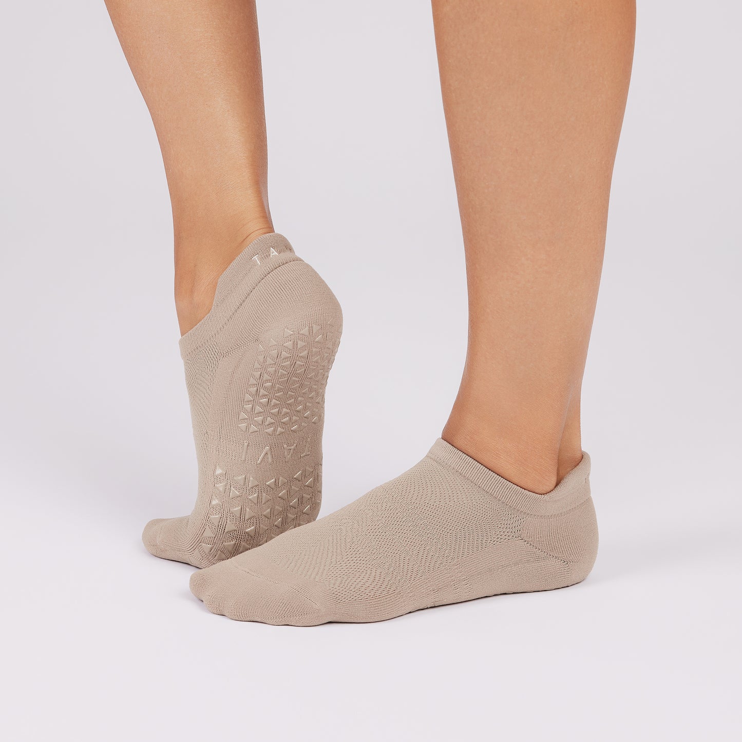 TAVI Grip Ankle Socks