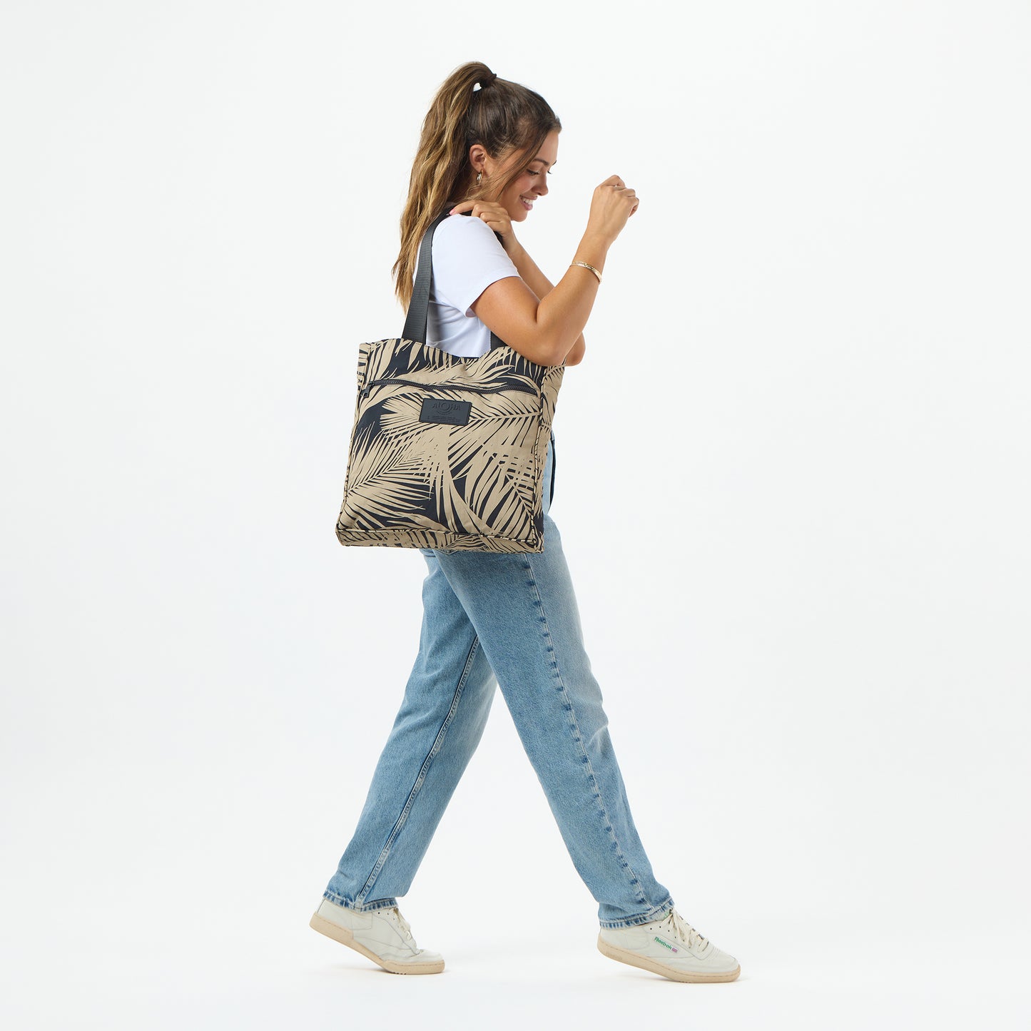 Daily Tote
