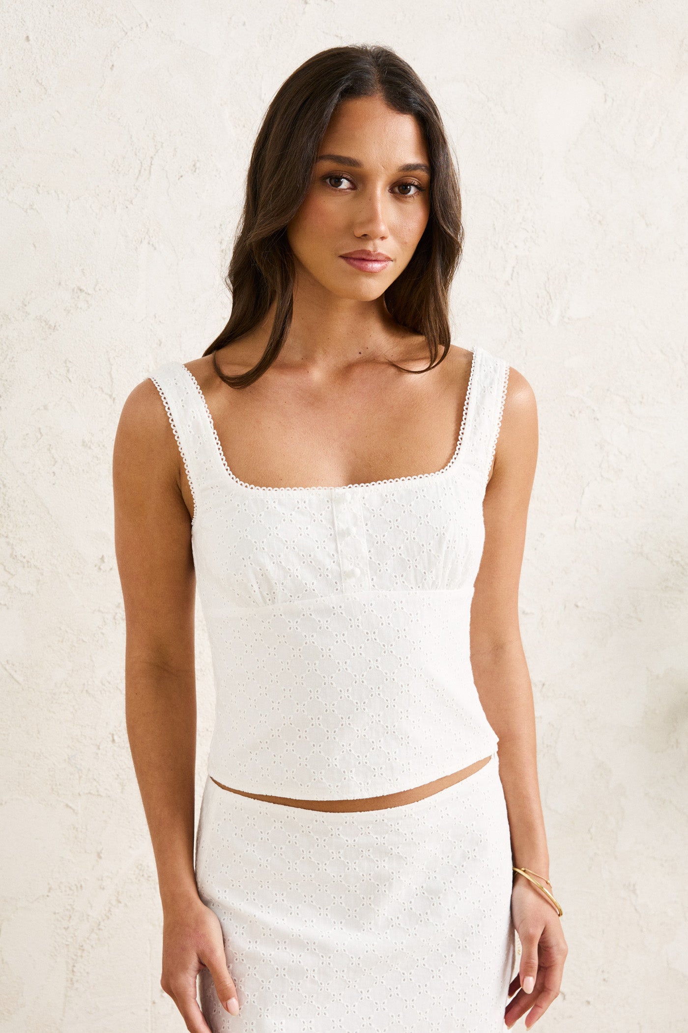 Lia Broderie Top